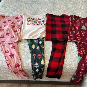 Old Navy Unisex Christmas Pajama Bundle. Like new!
